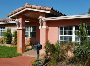 222 To To Lo Chee Dr, Hialeah, FL 33010