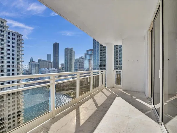 901 Brickell Key Blvd, Miami, FL