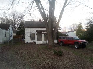 109 Cambridge St, Bay City, MI 48708