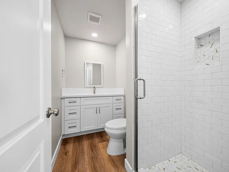 1225 Stanley Ave #203 — Photo 16