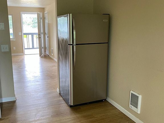 5th image of 641-647 Plymouth Dr NE #11349218
