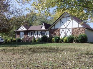 2038 Woodruff Ave, Greenbrier, TN 37073