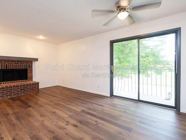Midtown Place Apartments — Photo 27