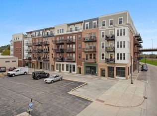 338 River Rd UNIT 3201, Lemont, IL 60439