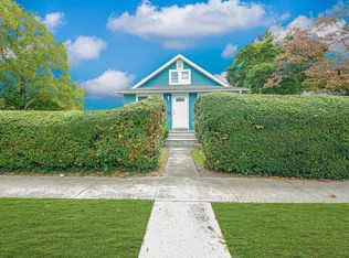 1823 Longfellow St, Baldwin, NY 11510
