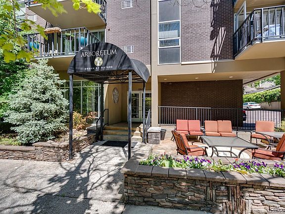 2nd image of 1150 N Vine St #305