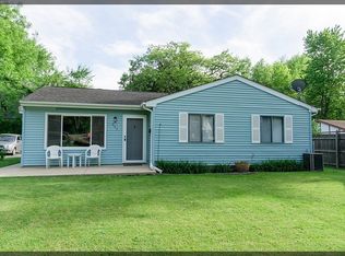 223 E 18th St, Lockport, IL 60441