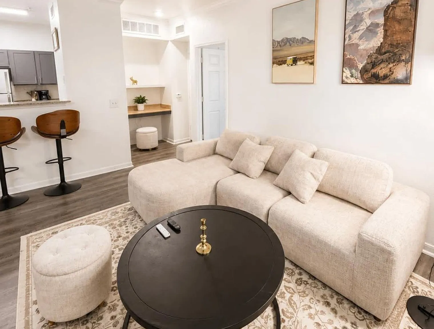 1 bed, 1.0 bath, 775 sqft, $2,824 — Photo 4