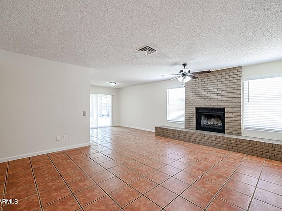 5th image of 2621 N 60th Drive