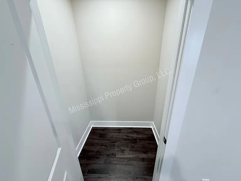 1402 Pleasant Dr — Photo 17