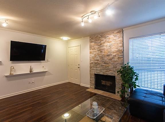 4th image of 5757 Martel Ave APT A11