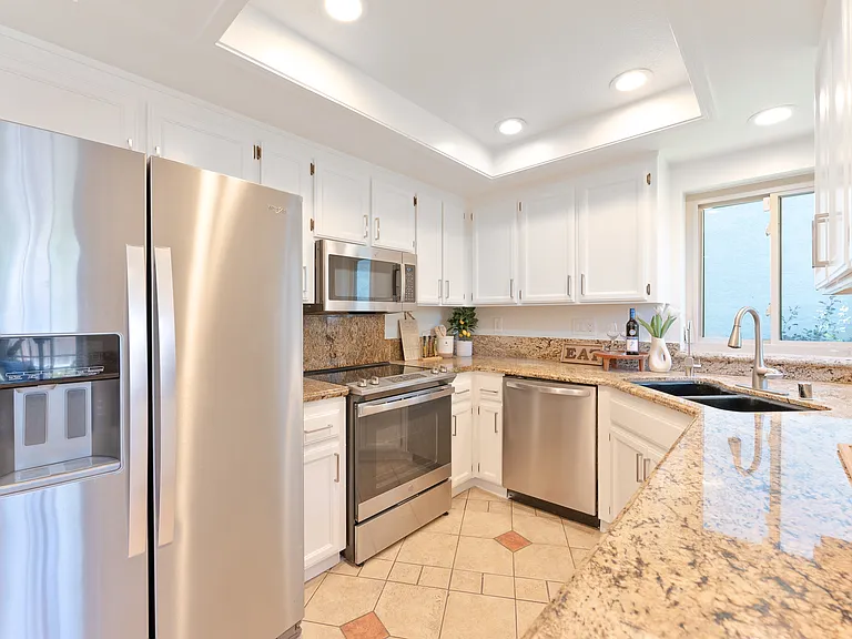 38720 Stonington Ter #A — Photo 12
