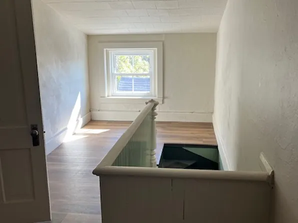 111 N Main St #301, Alma, WI 54610