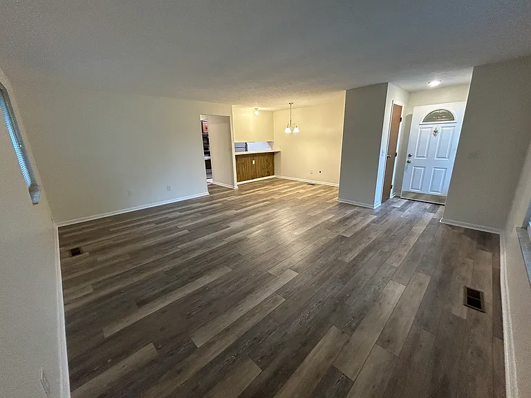 3585 Pine Green Dr #3585 — Photo 4