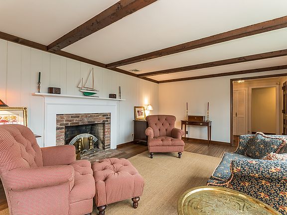 5th image of 3 Spicewood Ln