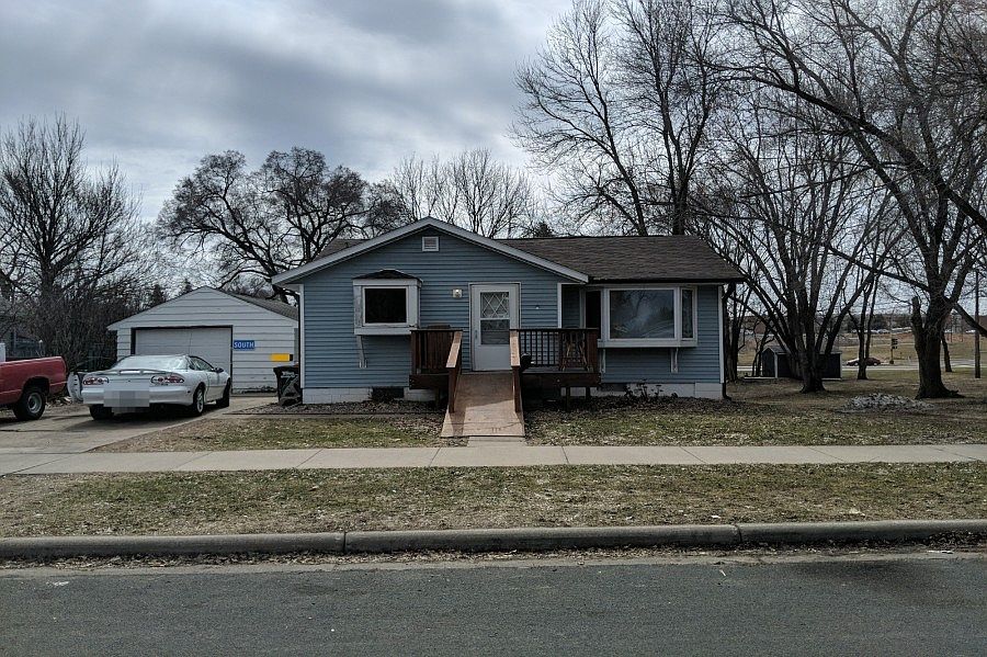 1st image of 735 7th St W