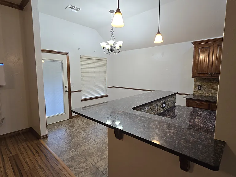 12217 Fox Hill Way — Photo 5