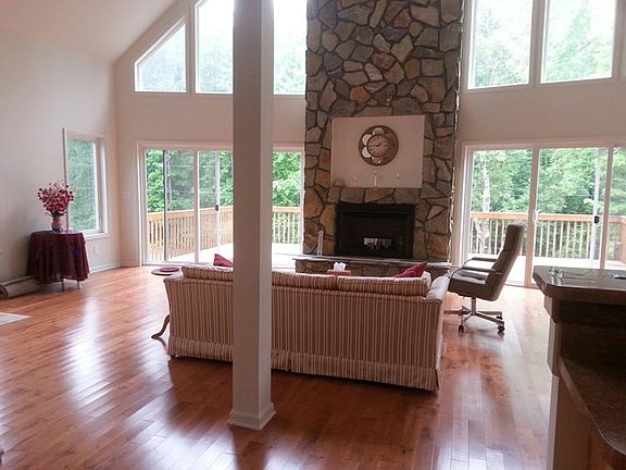 2nd image of 41 Claremont Ln