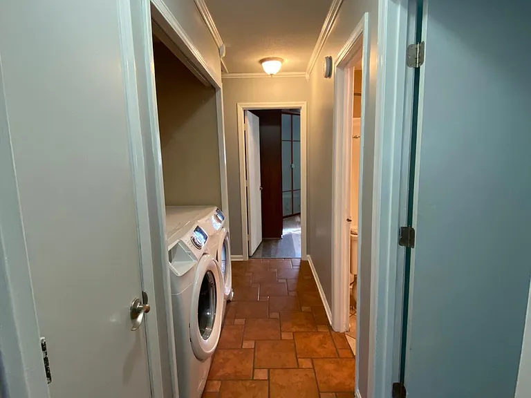 500 Cambertree Way — Photo 8