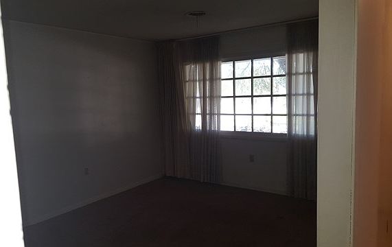 5th image of 1409 Western Dr