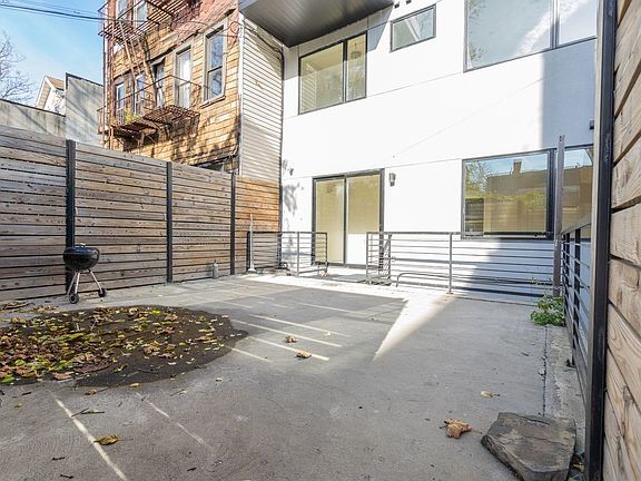 3rd image of 314 Evergreen Ave #1BB