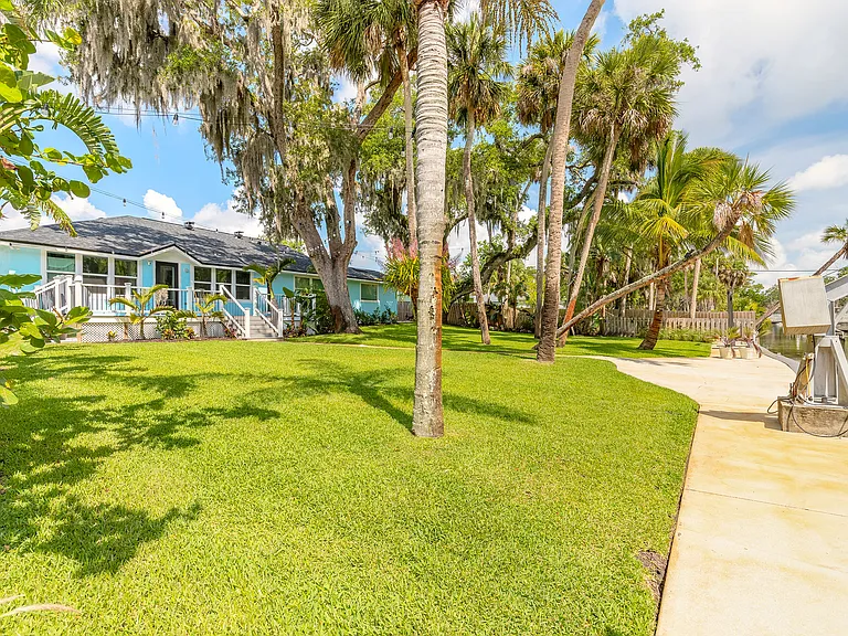 63 E Bayshore Dr — Photo 30
