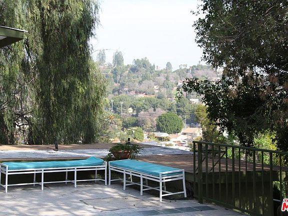 4th image of 4225 Portola Ave