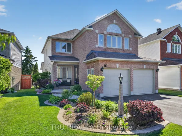 110 Grenadier Way, Ottawa, ON K2J 4M1