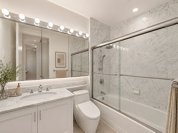 5th image of 101 W 79th St APT 4F