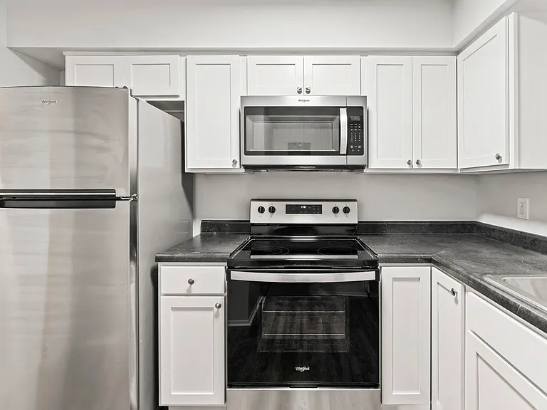 Apple Creek 1 BR 1 Ba