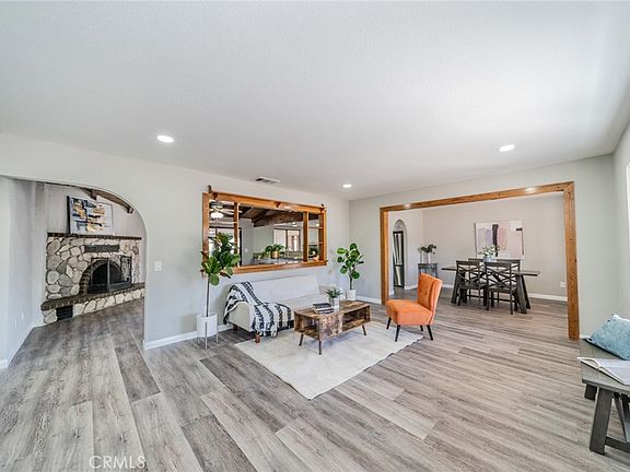 3rd image of 17470 Krameria Ave