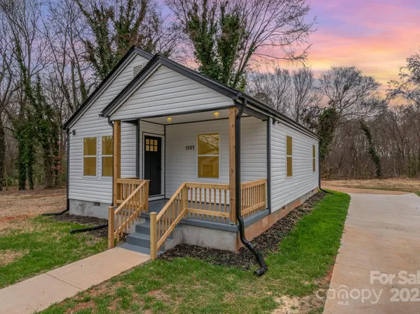 1207 Patterson St, Shelby, NC 28152