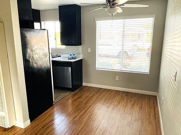 Dining/Kitchen