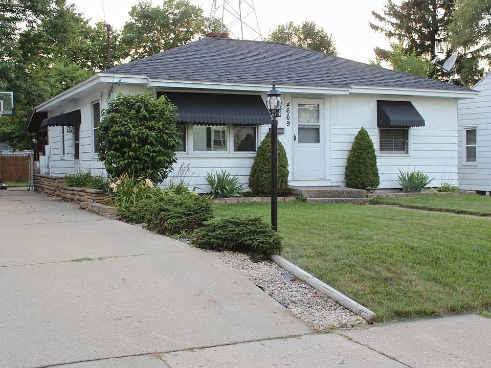 1st image of 4669 Pinehurst Ave SW