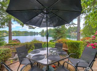 1510 E Benson Lake Dr, Grapeview, WA 98546
