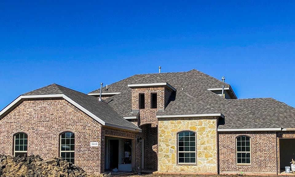 2nd image of 3208 Bandera Ct