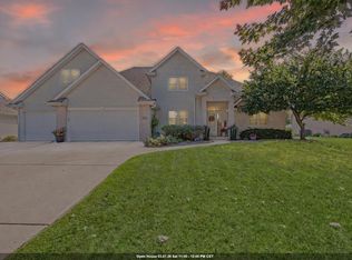 654 W Rock River Cir, De Pere, WI 54115