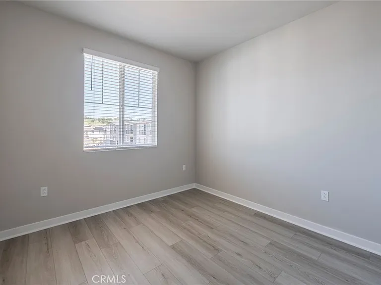 27656 Skyline Ln — Photo 23