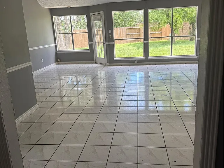 5322 Golden Stream Dr — Photo 7