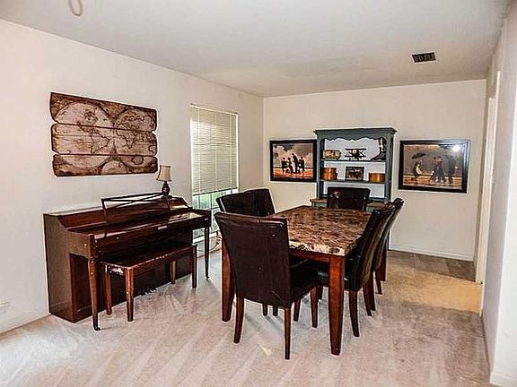 4th image of 2057 Holly Oak Dr