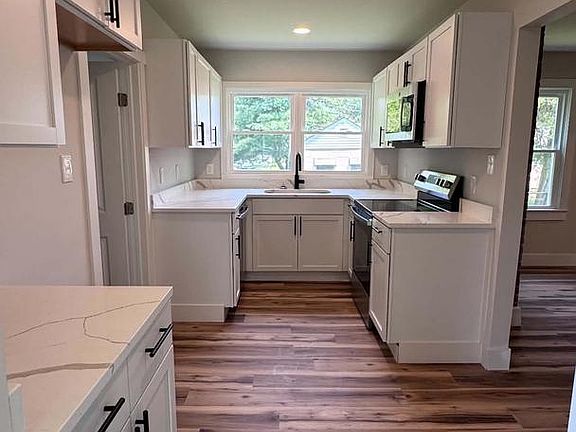 2nd image of 210 Groff Rd