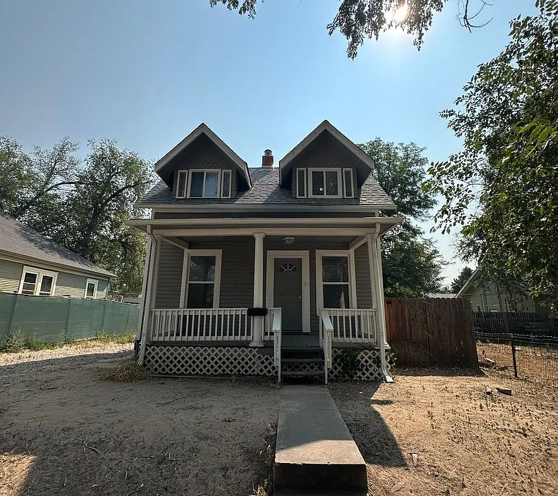 1120 12th Ave