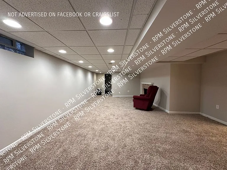 2362 Sanders Pl — Photo 13