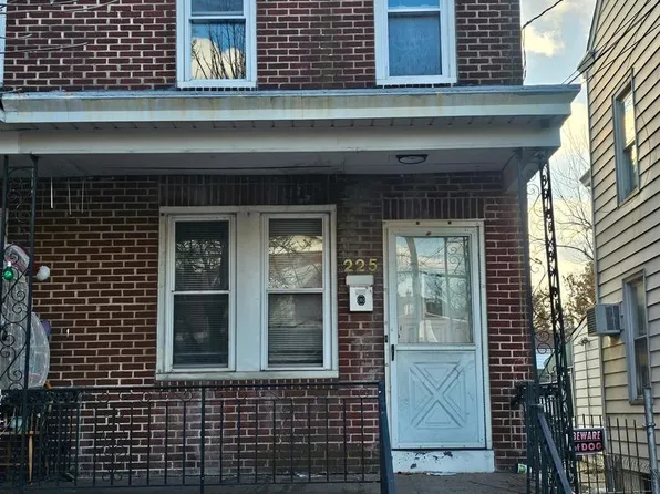 225 Franklin St, Trenton, NJ 08611