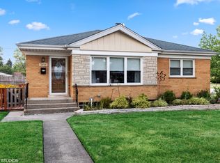 1656 Heidorn Ave, Westchester, IL 60154