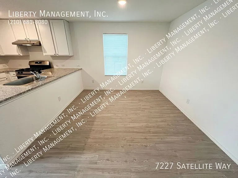 7227 Satellite Way — Photo 8