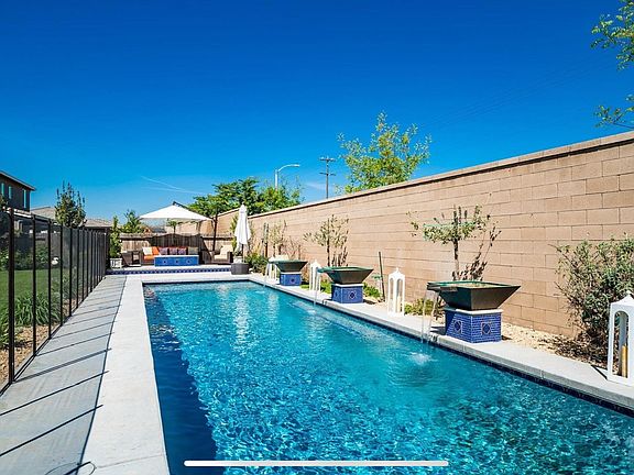 2nd image of 1138 W Quail Rock