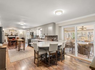 920 Johnson St, North Andover, MA 01845