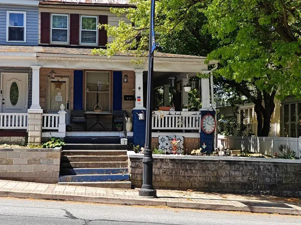 211 E Main St, Ephrata, PA 17522