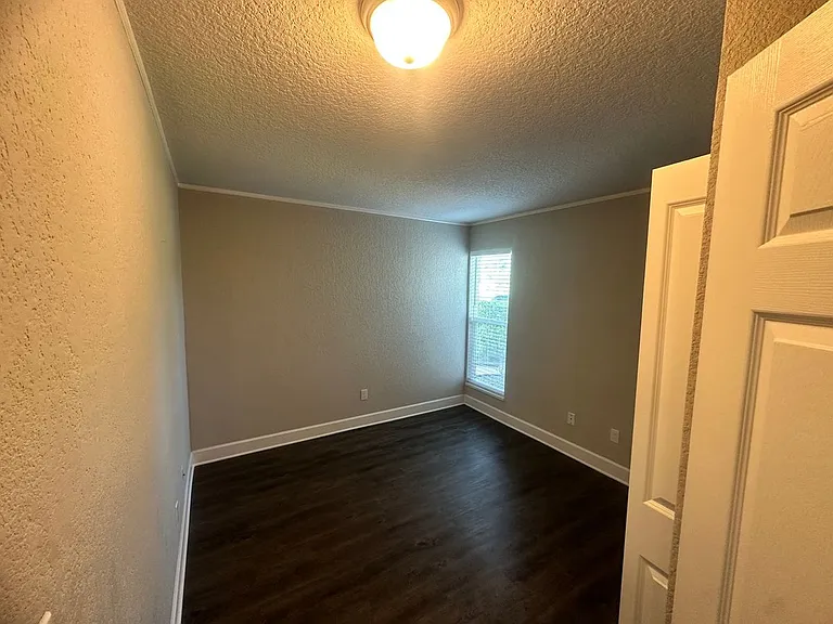 2568 Woodgate Blvd #107 — Photo 5